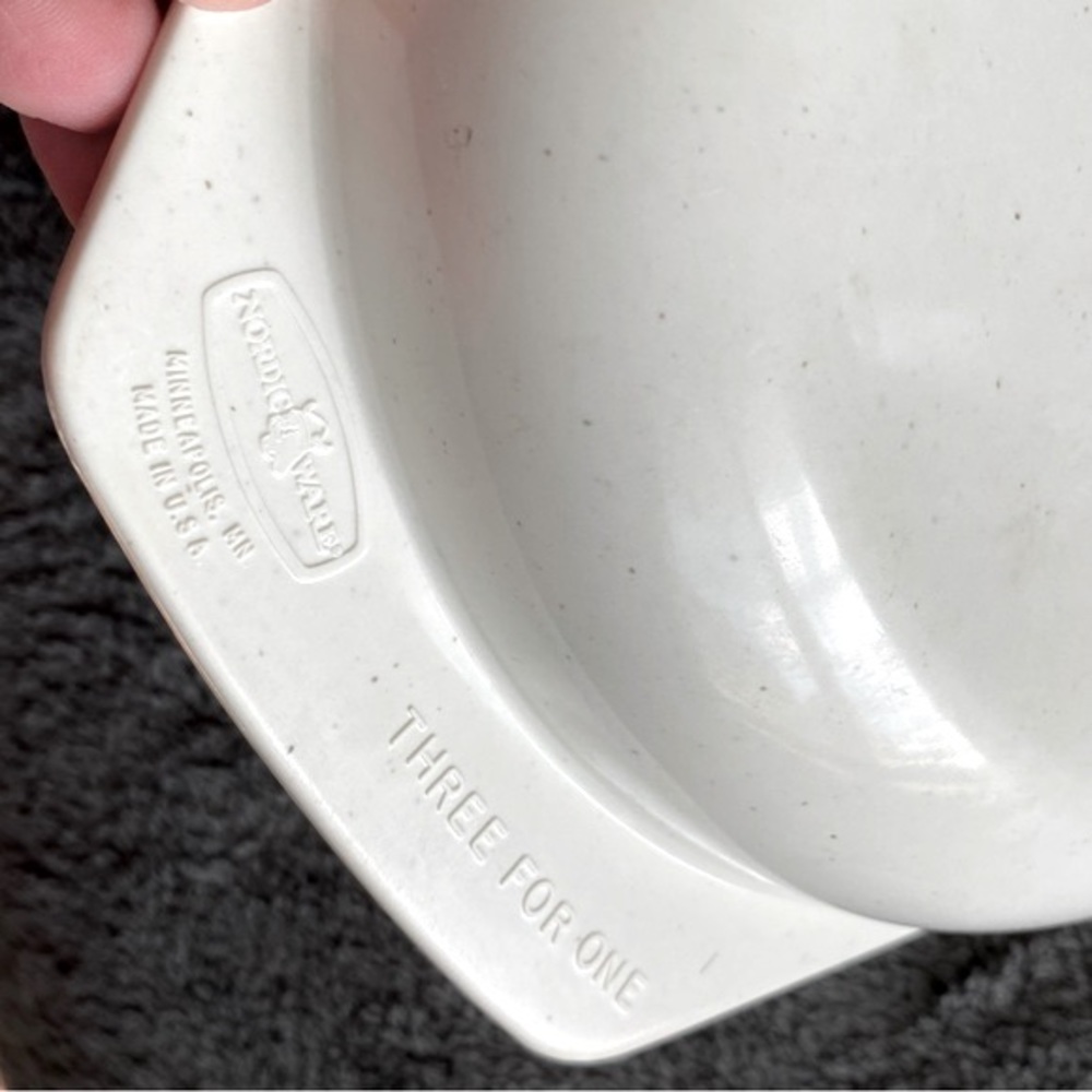 Nordic Ware Food Container - Picture 4 of 5